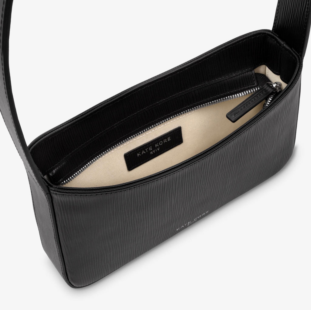 Saffiano Baguette Solo Black