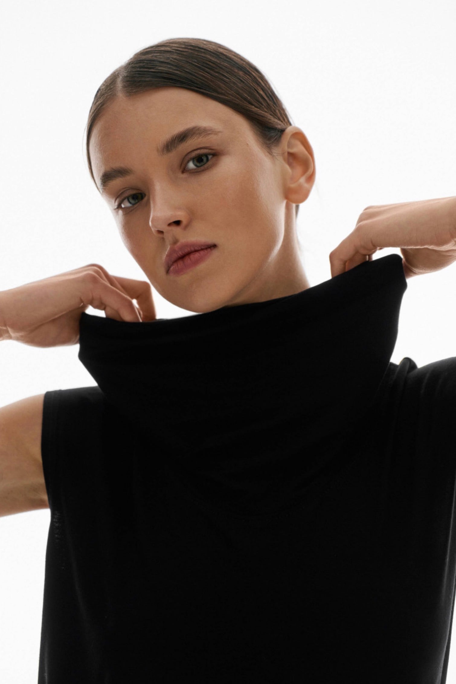 Black Sleeveless Top