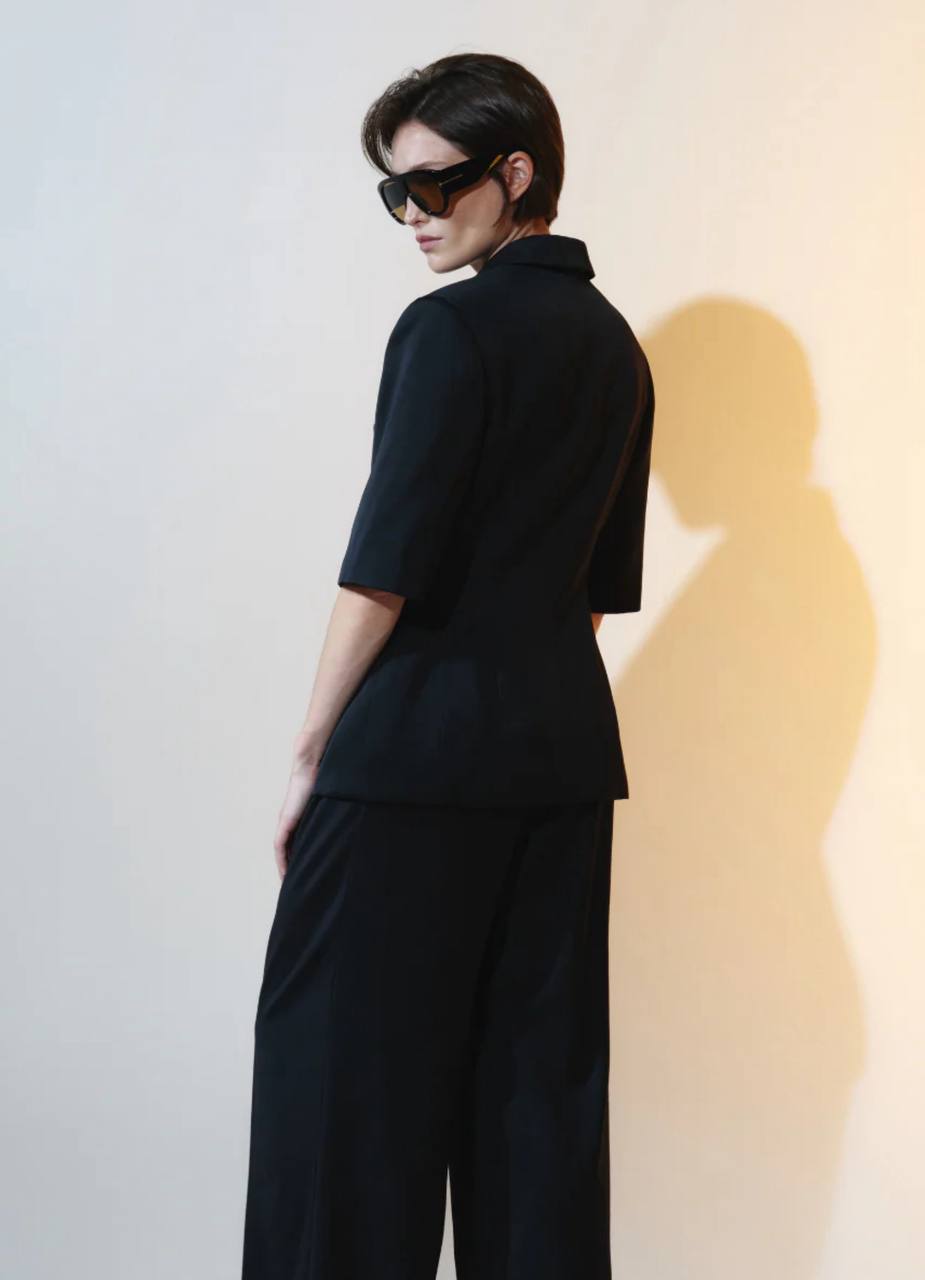 Black jacket with short sleeves